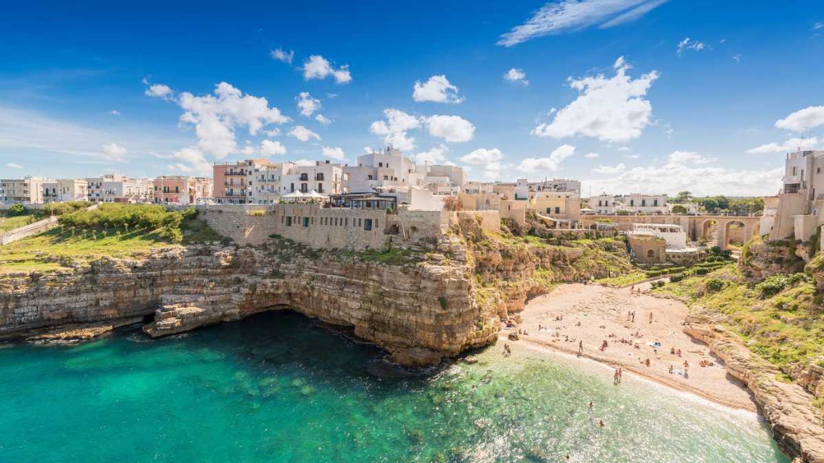Feste ed Eventi a Polignano a Mare: Un Viaggio tra Tradizioni e Cultura
