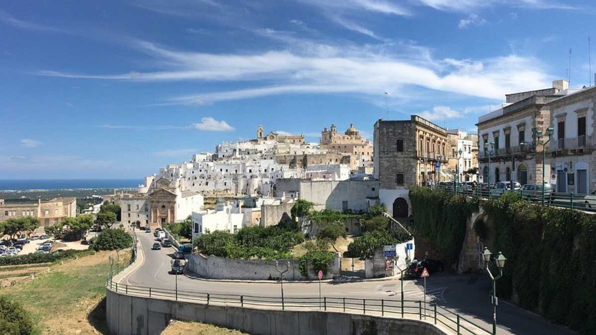 Guida Completa su Come Arrivare a Ostuni