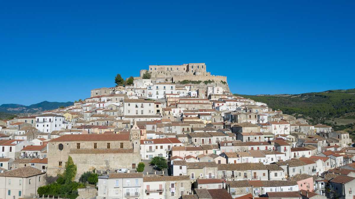 Peschici con Bambini: La Guida Perfetta per una Vacanza Familiare
