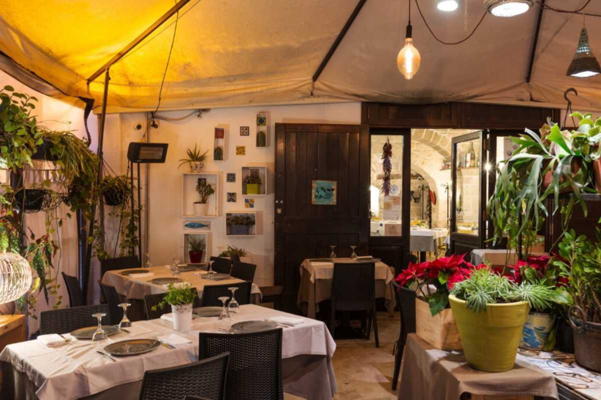 Ristorante tipico a Bari con piatti tradizionali, includi Bari
