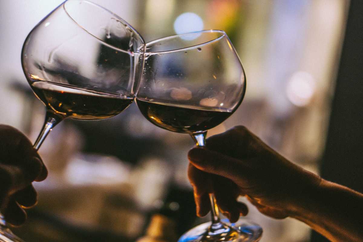 Piatti tipici di Polignano a Mare serviti in un ristorante